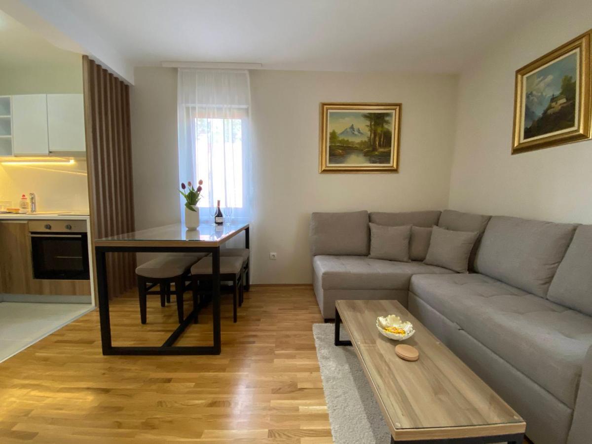 Apartment Miris Tisine *